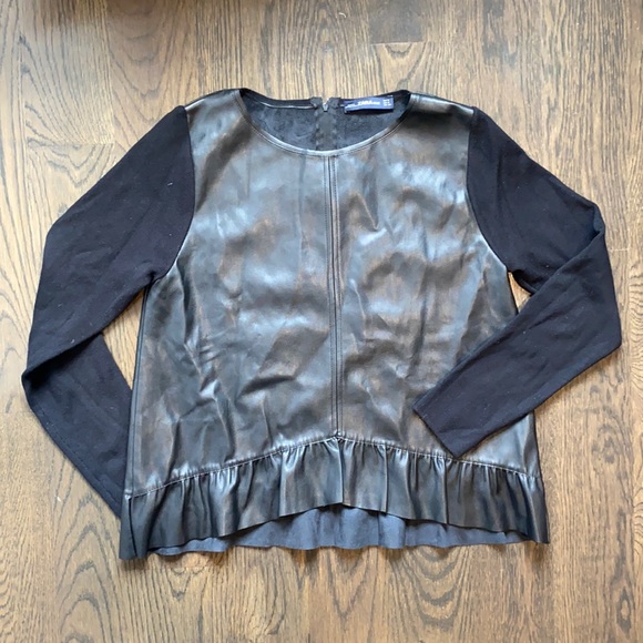 Zara Tops - Zara top size small